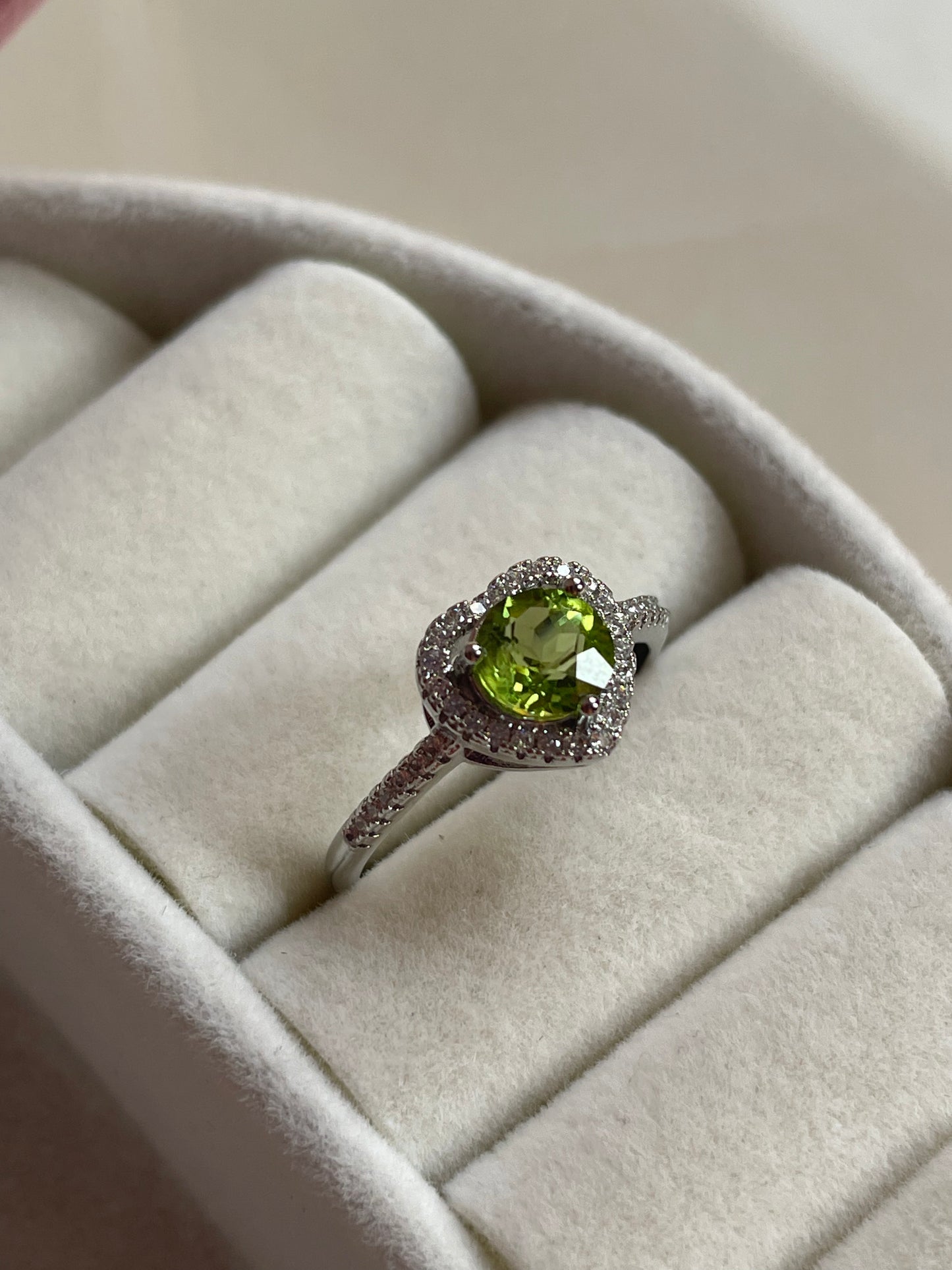 Peridot Heart Ring | Adjustable | خاتم حجر الزبرجد
