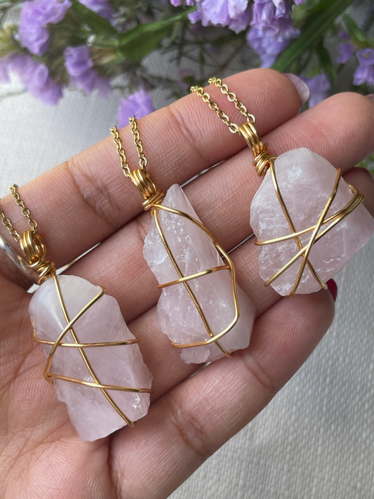 Raw Rose Quartz Necklace | روز كوارتز