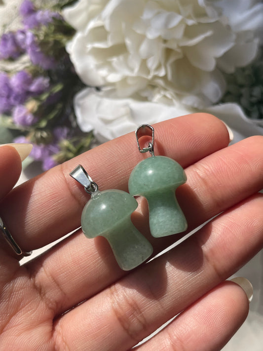 Green Aventurine Mushroom Pendant | الافنتورين الاخضر