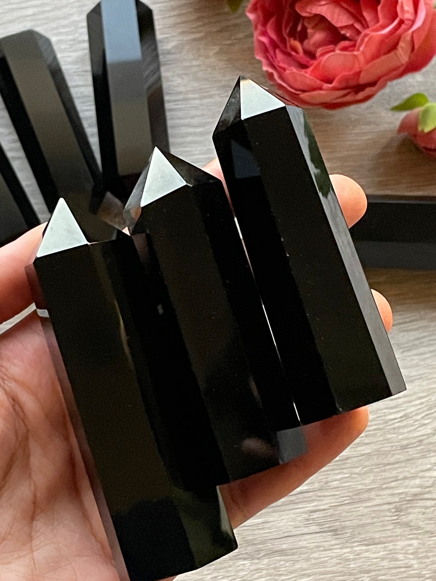 Black Obsidian Tower| اوبسيديان الاسود