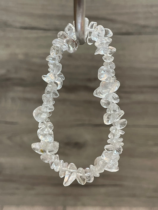 Clear Quartz Chip Bracelet | كلير كوارتز