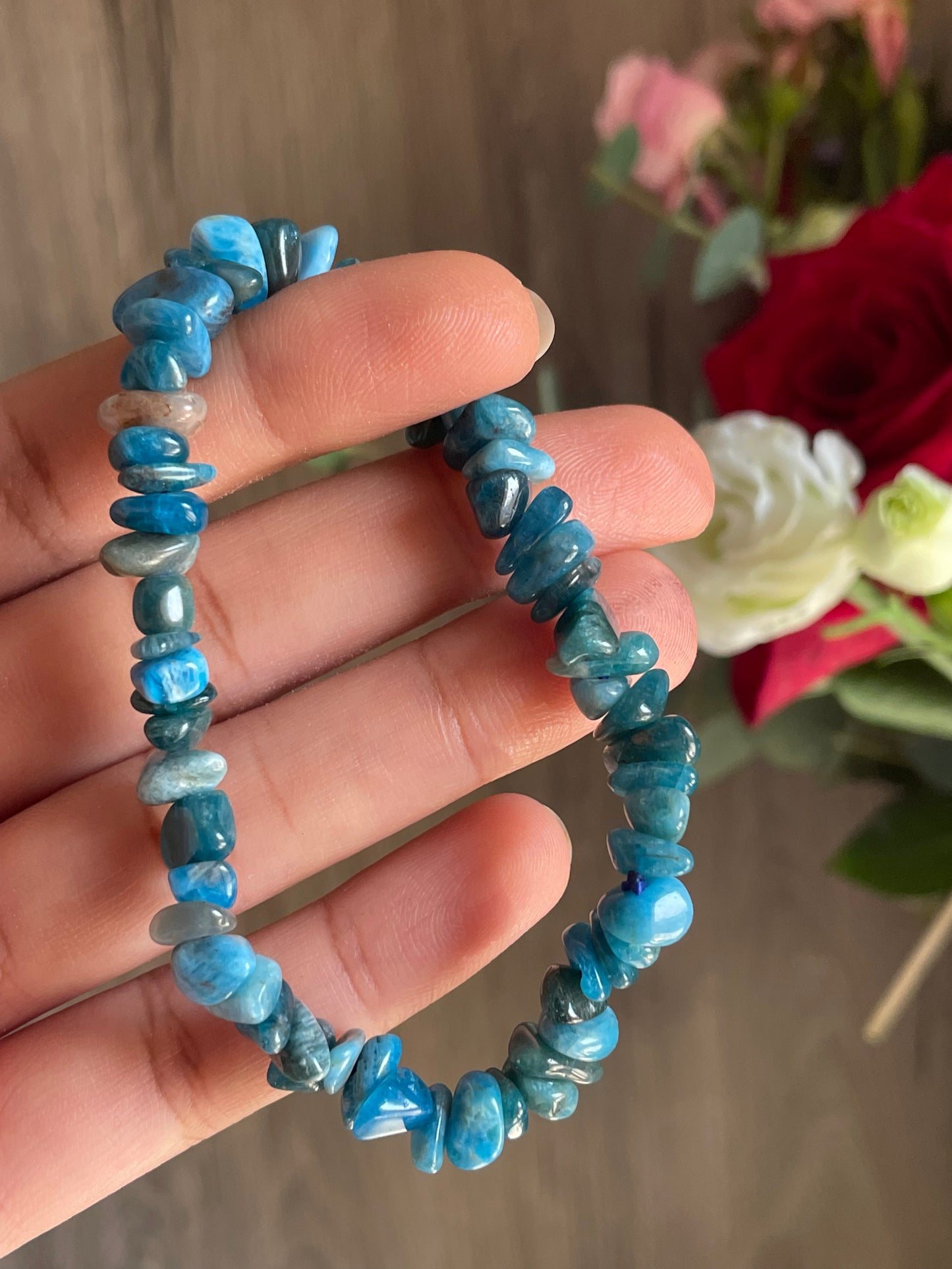 Blue Apatite Chip Bracelet | الاباتيت الازرق