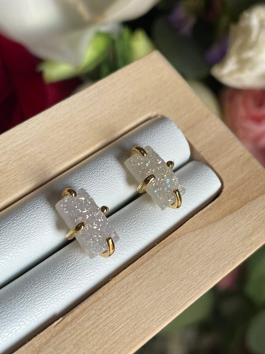Aura Angle Quartz Stud Earring | اورا انجل كوارتز