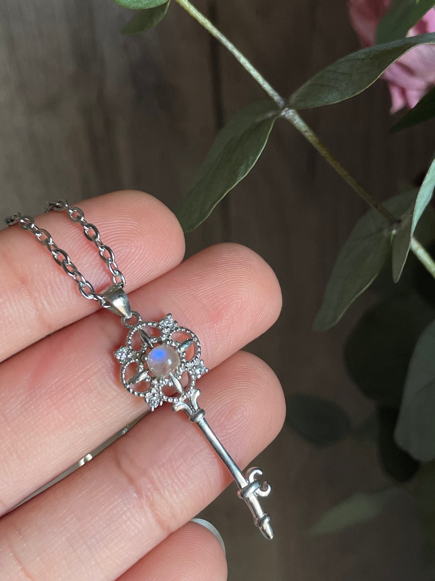 Moonstone Key Necklace | حجر القمر