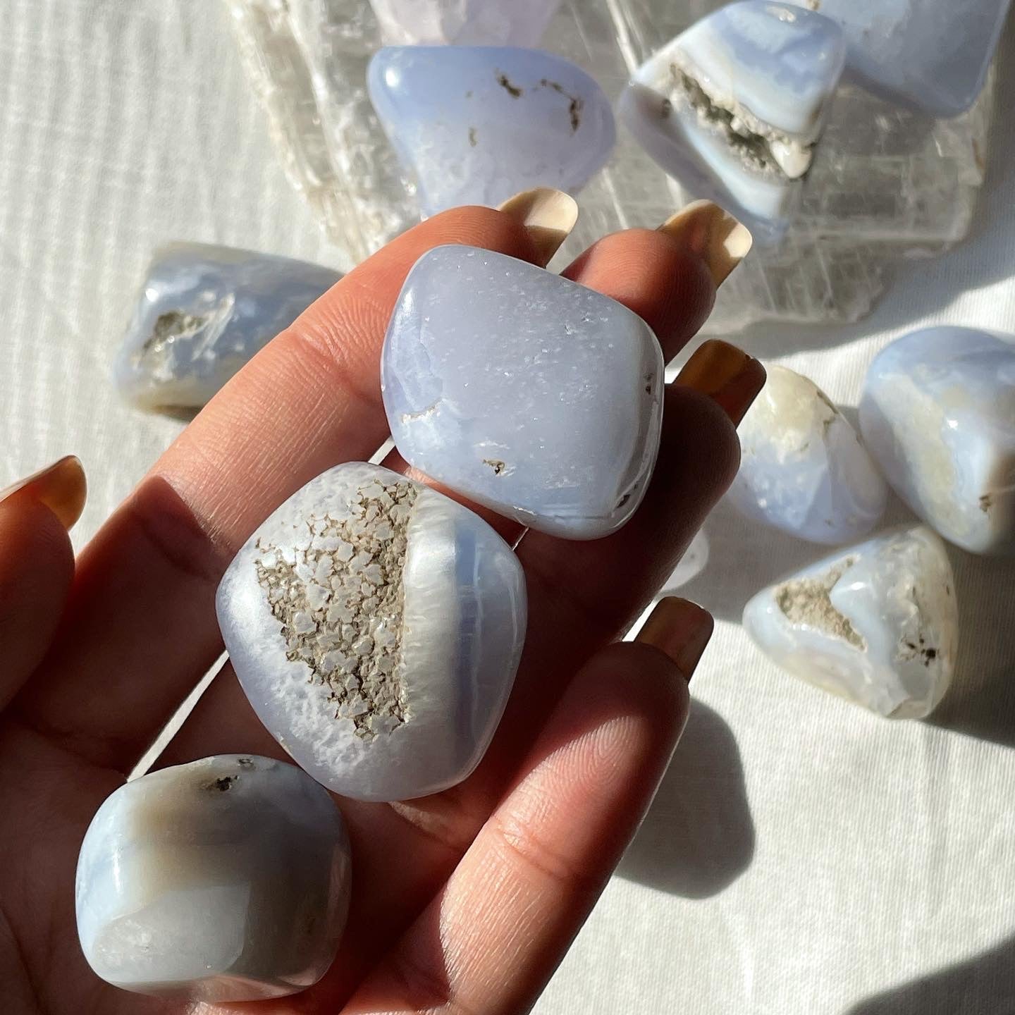 Blue Lace Agate Tumbles | Medium | عقيق الدانتيل الازرق