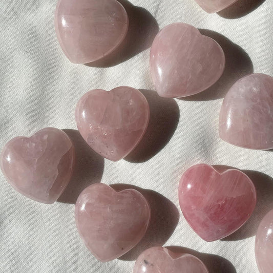 Rose Quartz Heart | Medium | كوارتز الزهري