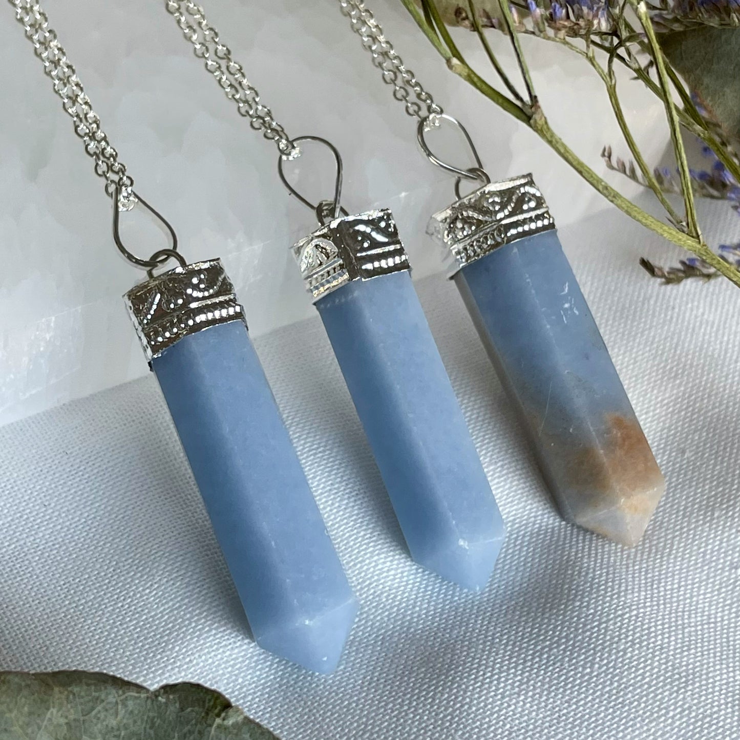 Angelite Point Necklace Sterling Silver Plated حجر الانجيليت