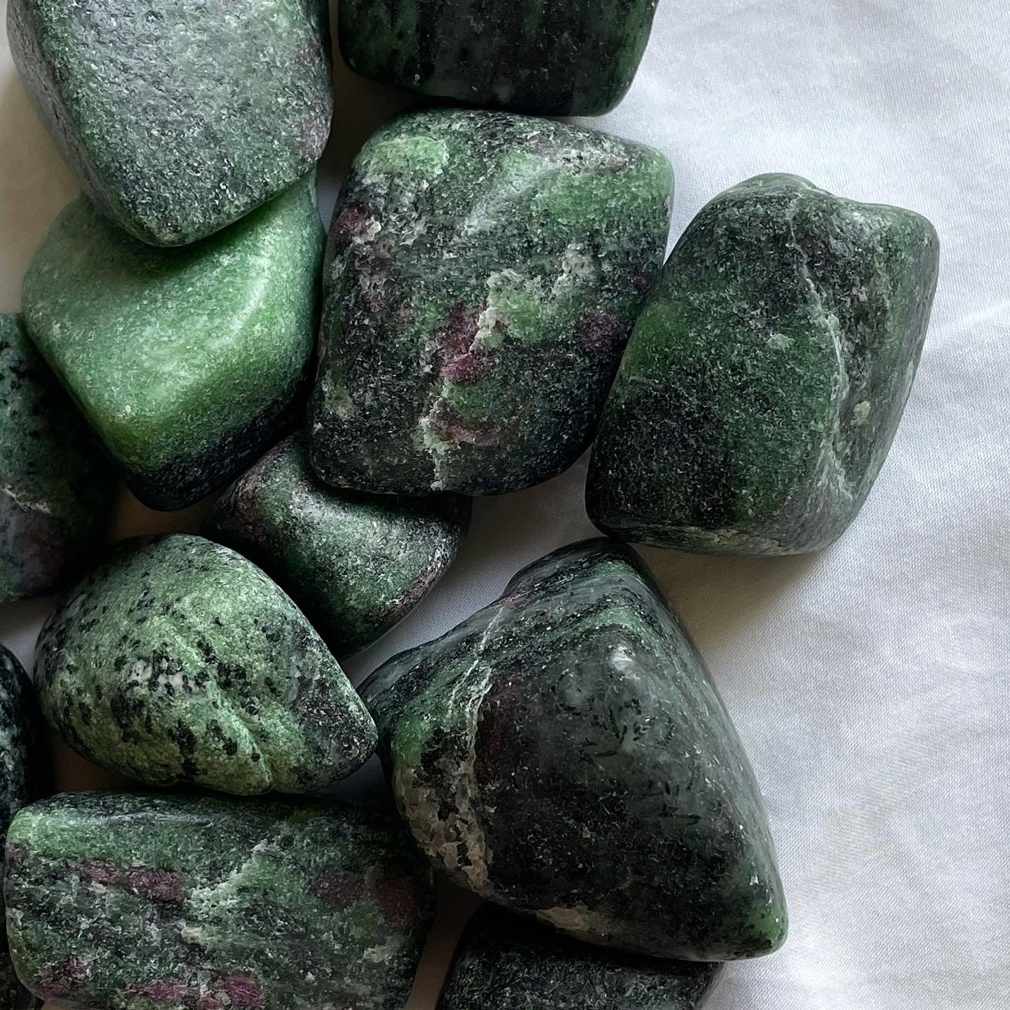 Ruby Zoisite Tumbles | روبي زوسيت