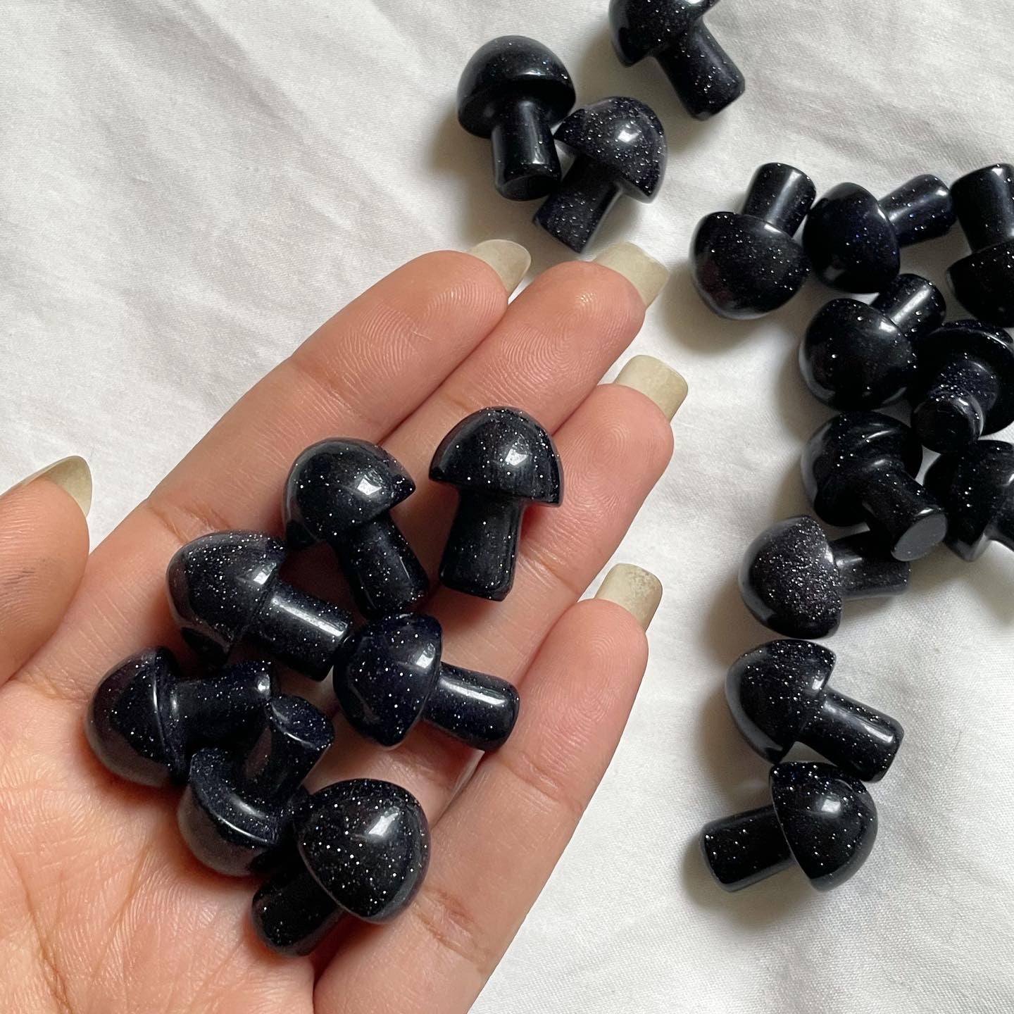 Blue Sandstone Mini Mushroom | الحجر الرملي الأزرق