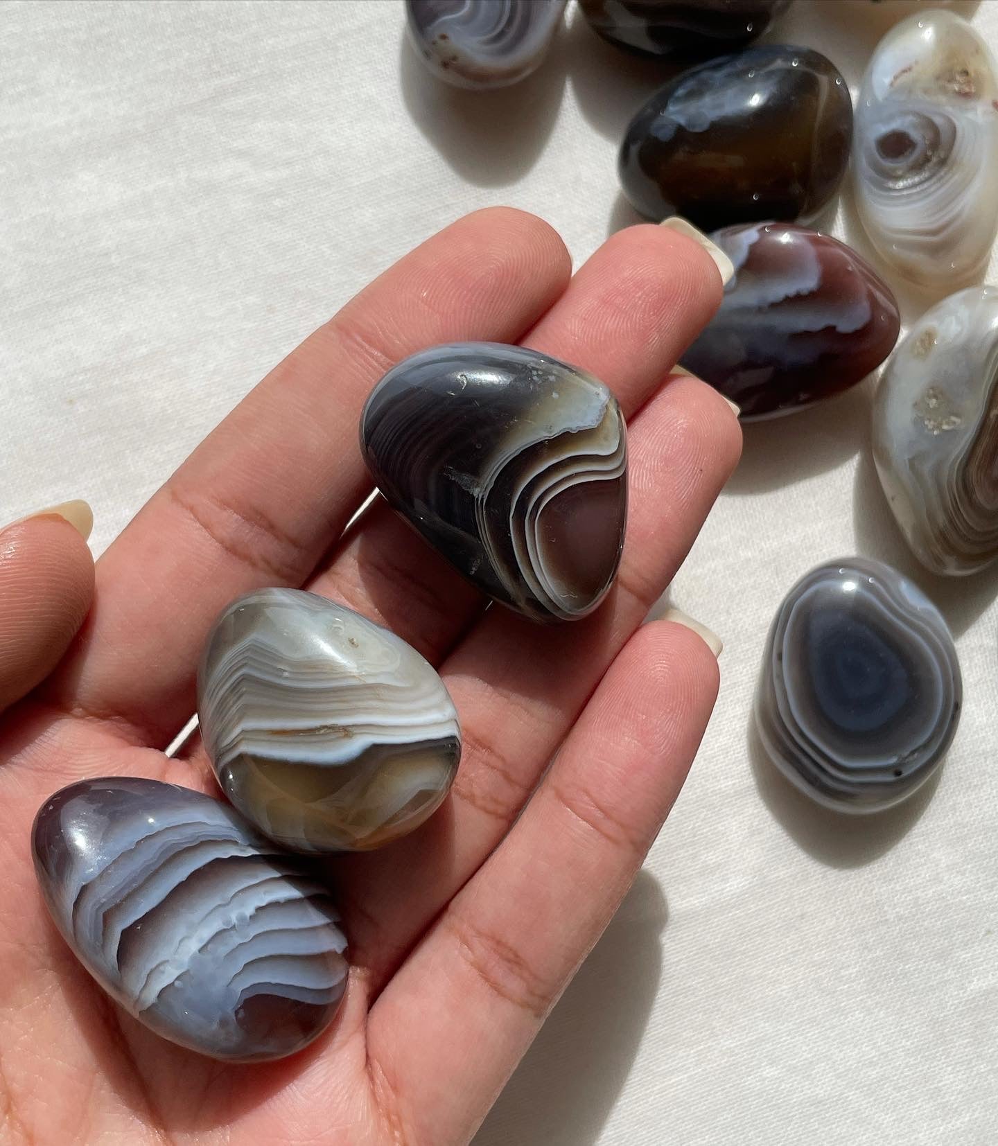 Botswana Agate Tumbles | عقيق بوتسوانا