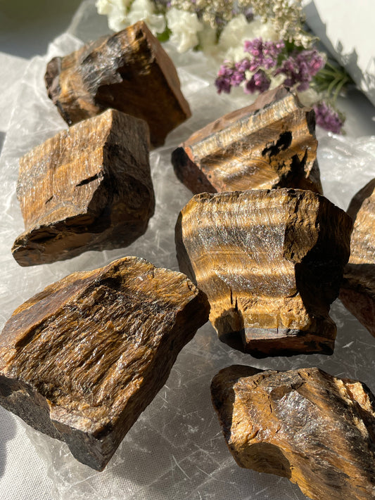 Raw Tiger Eye | عين النمر الخام