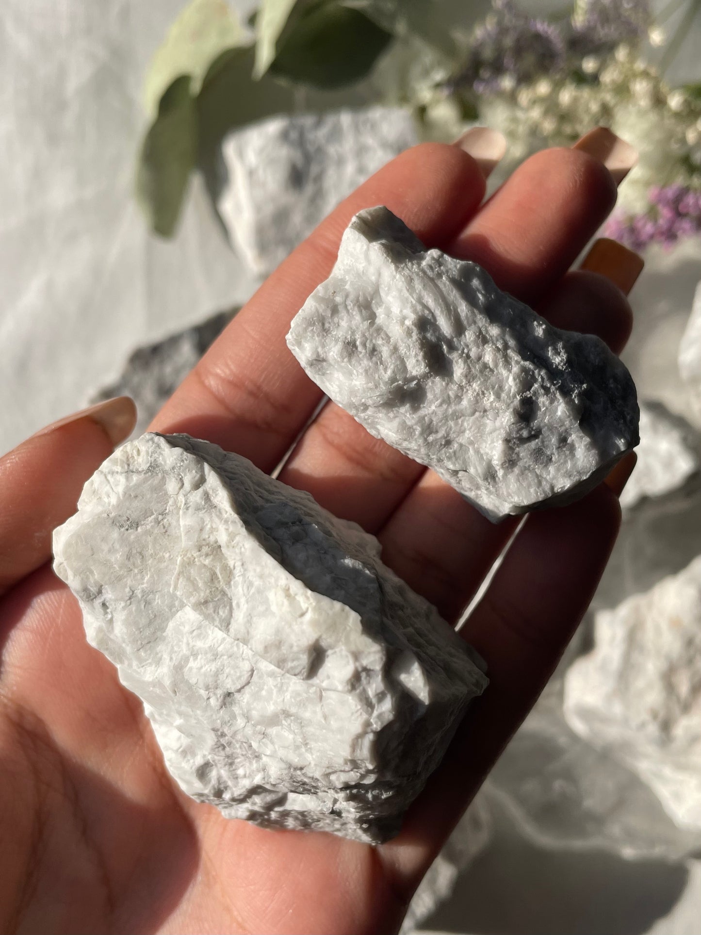 Raw Howlite | هوليت الخام