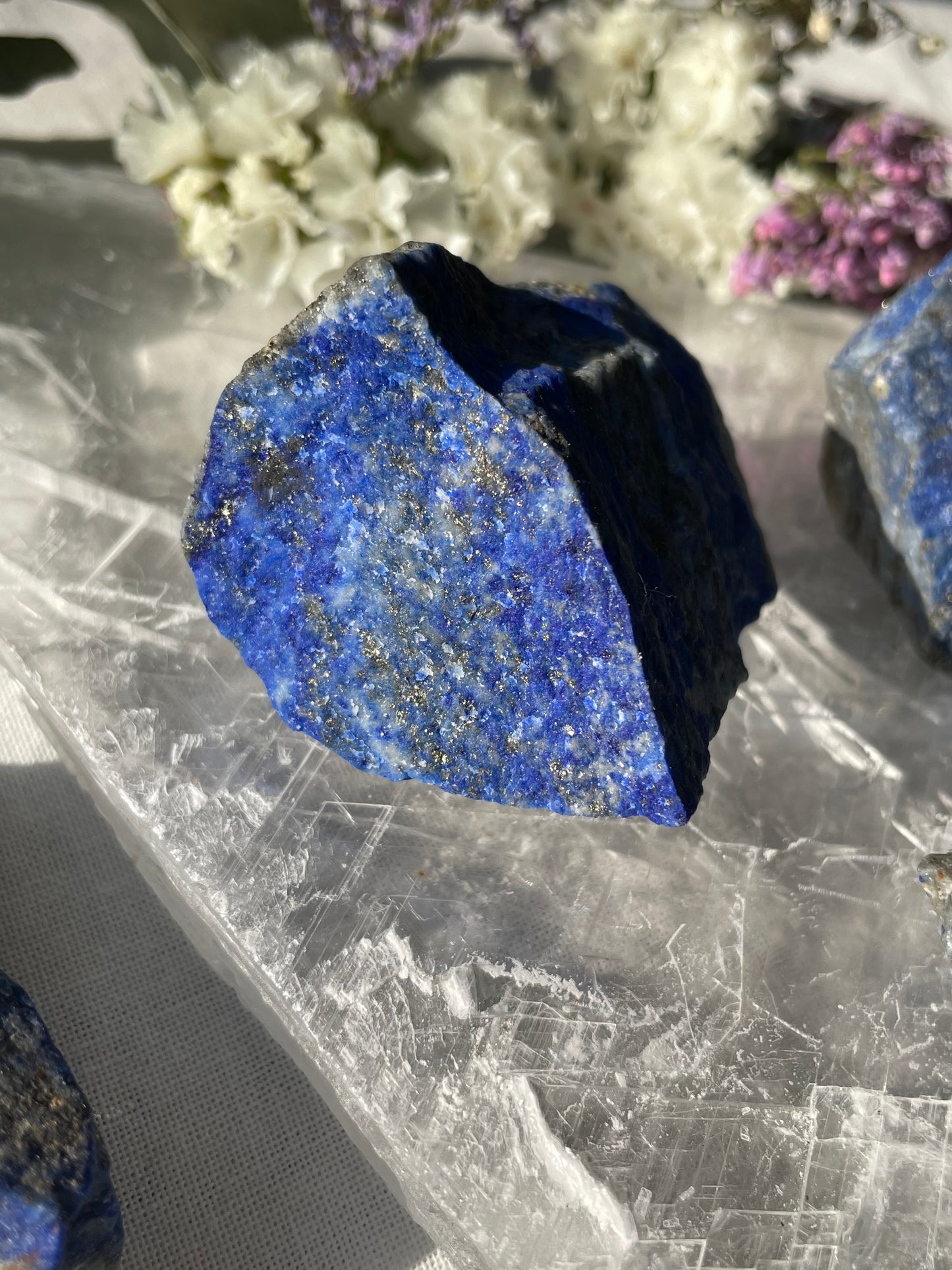 Raw Lapis Lazuli | اللازورد الخام