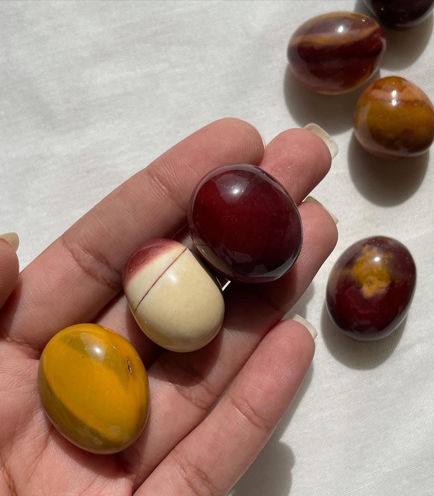 Mookaite jasper Tumbles / موكيت جاسبر