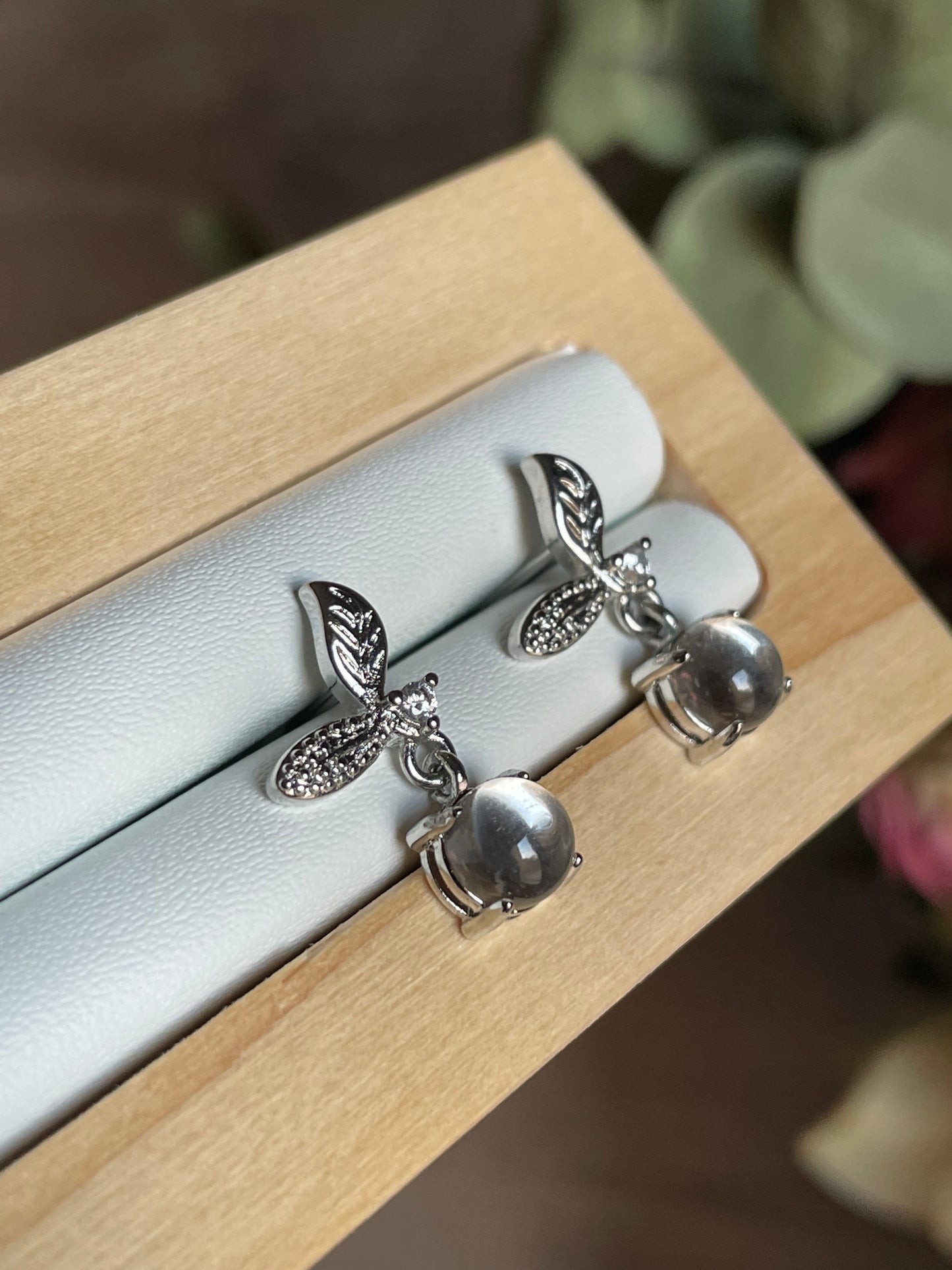 Clear Quartz Earring | كلير كوارتز