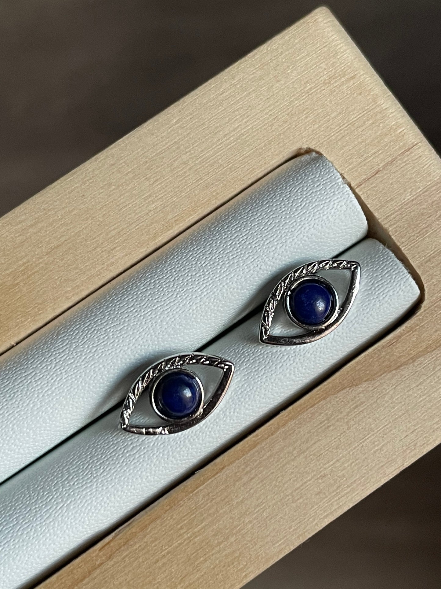 Lapis Lazuli Eye Earring | اللازورد