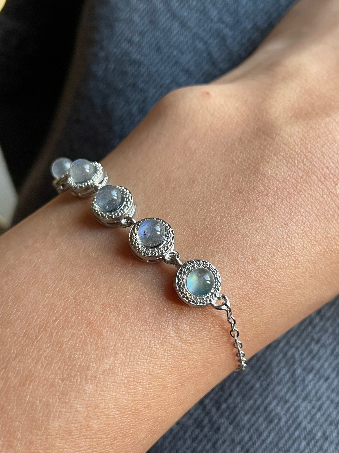 Labradorite Chain Bracelet | حجر الطاووس