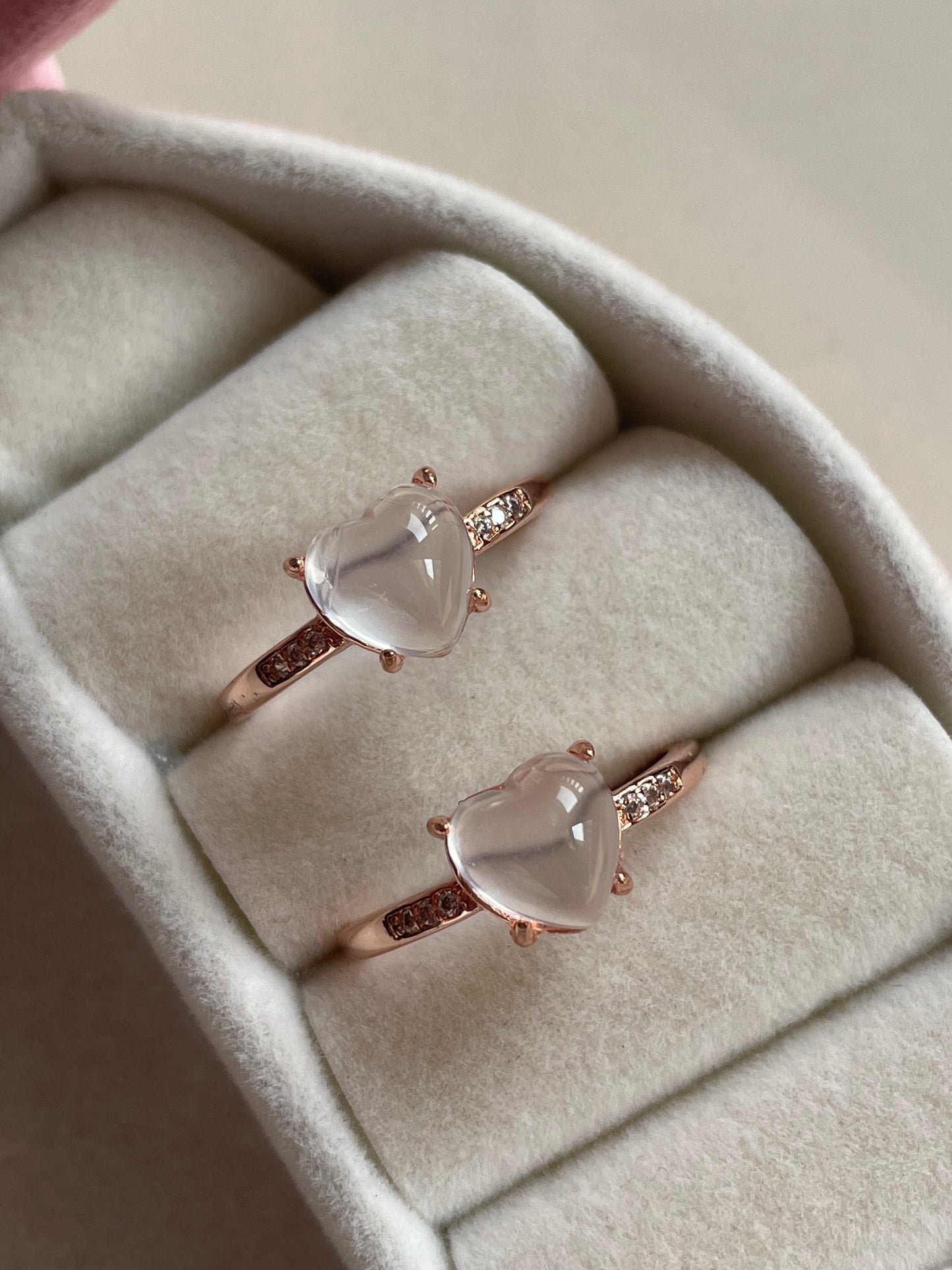 Rose Quartz Heart Ring | Adjustable |  خاتم حجر كوارتز الزهري