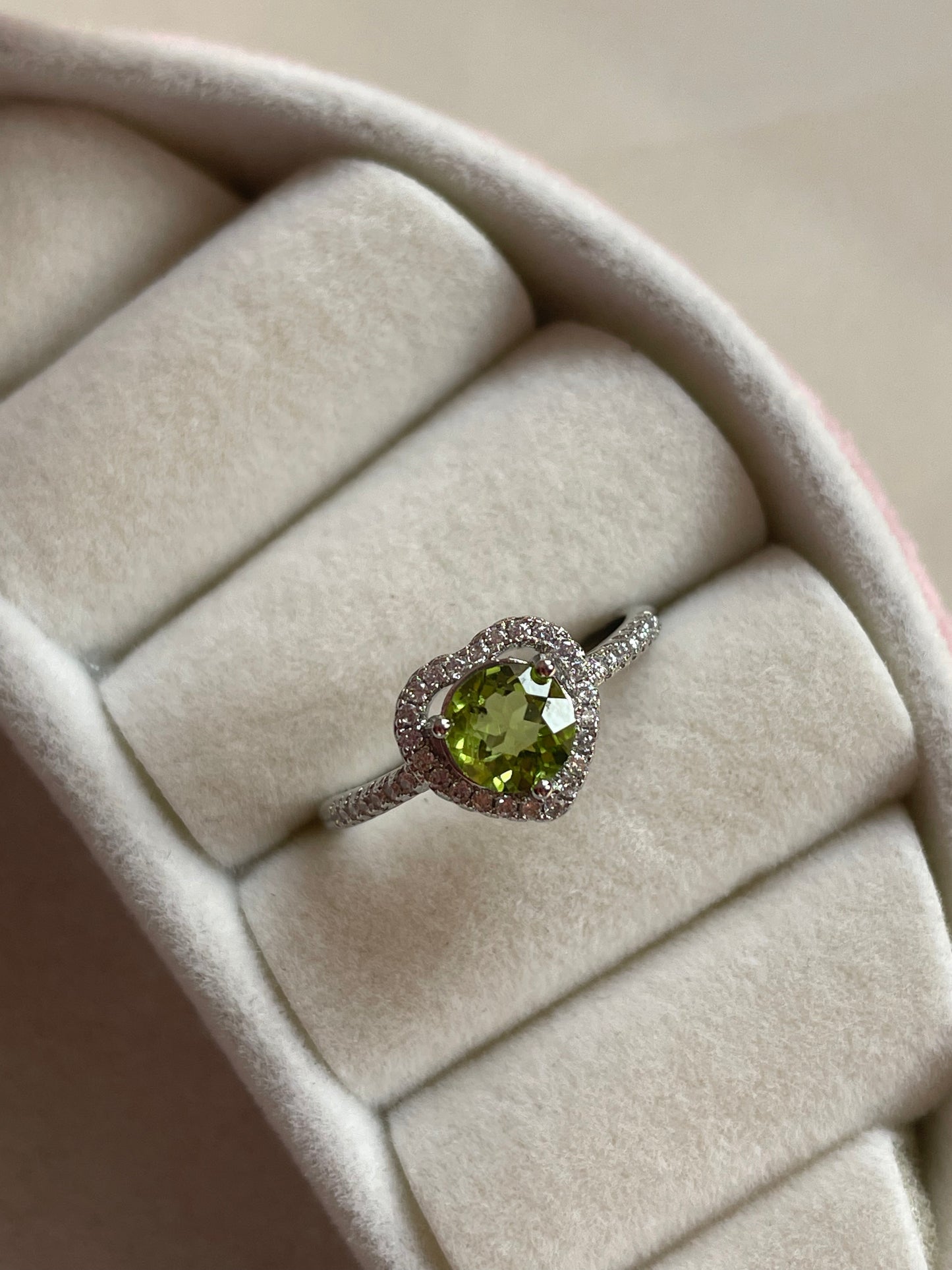 Peridot Heart Ring | Adjustable | خاتم حجر الزبرجد