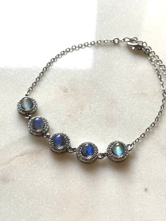 Labradorite Chain Bracelet | حجر الطاووس