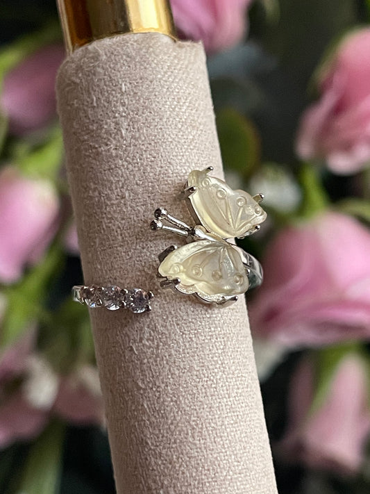Yellow Fluorite Butterfly Ring | فلوريت الاصفر