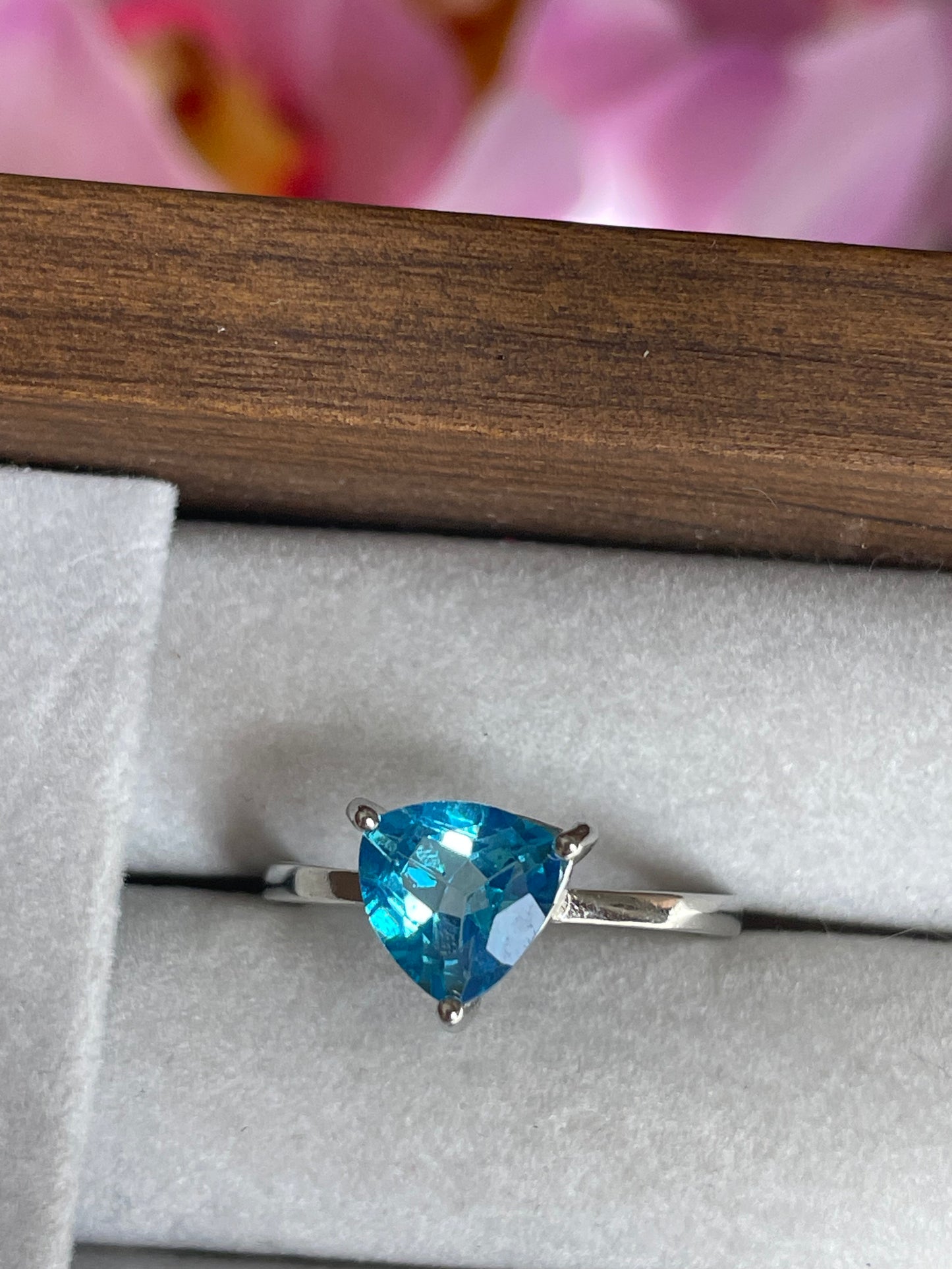 Topaz Ring | Adjustable | توباز