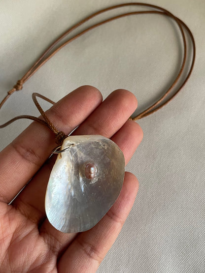 Natural Seashell with Mother of Pearl necklace