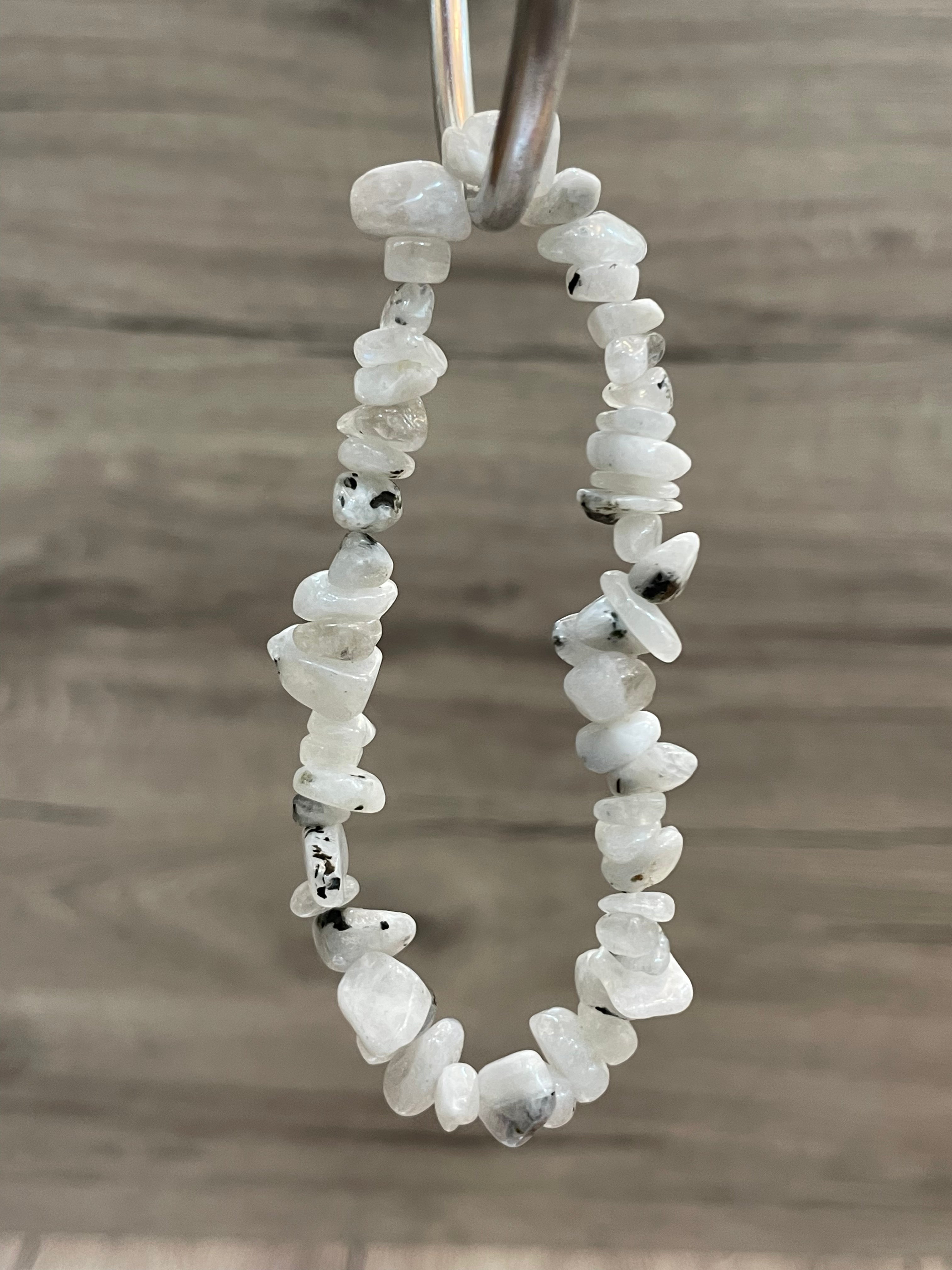 Moonstone Chip Bracelet | حجر القمر