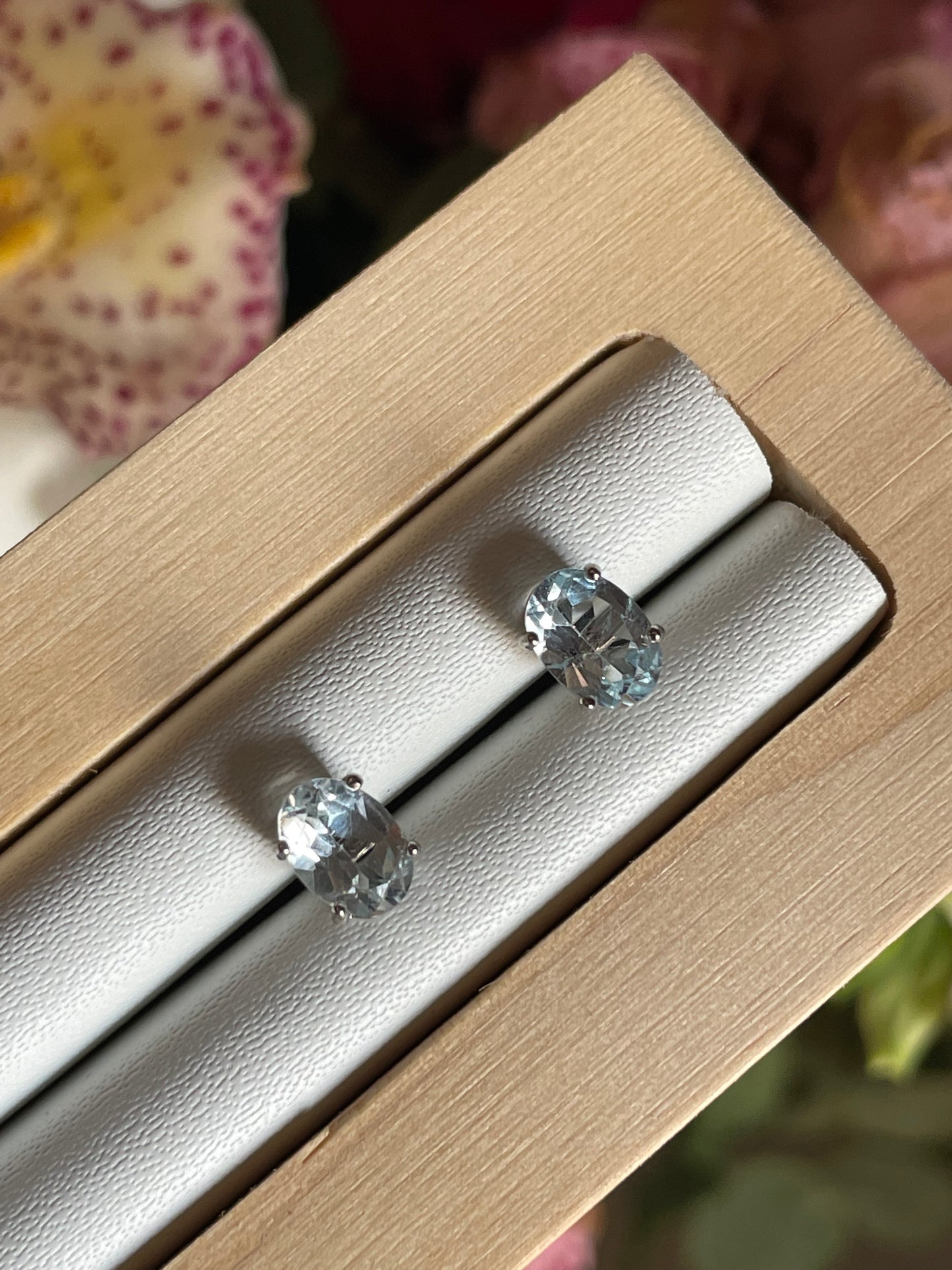 Topaz Stud Earring | توباز