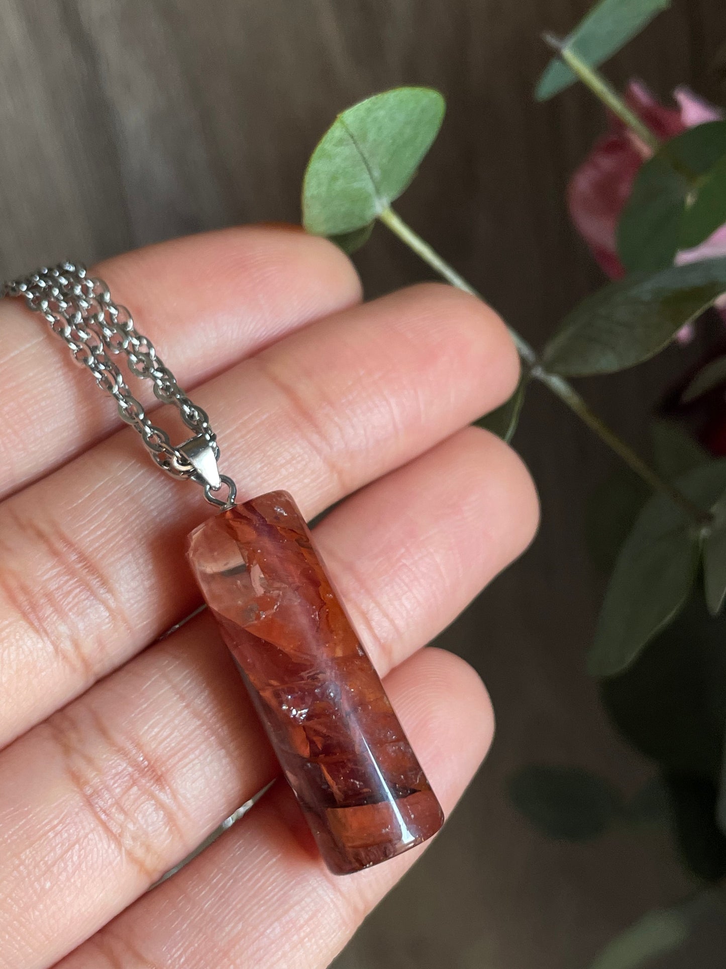 Fire Quartz Necklace | كوارتز الناري