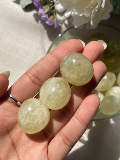 Natural Citrine Tumbles/ سيترين طبيعي