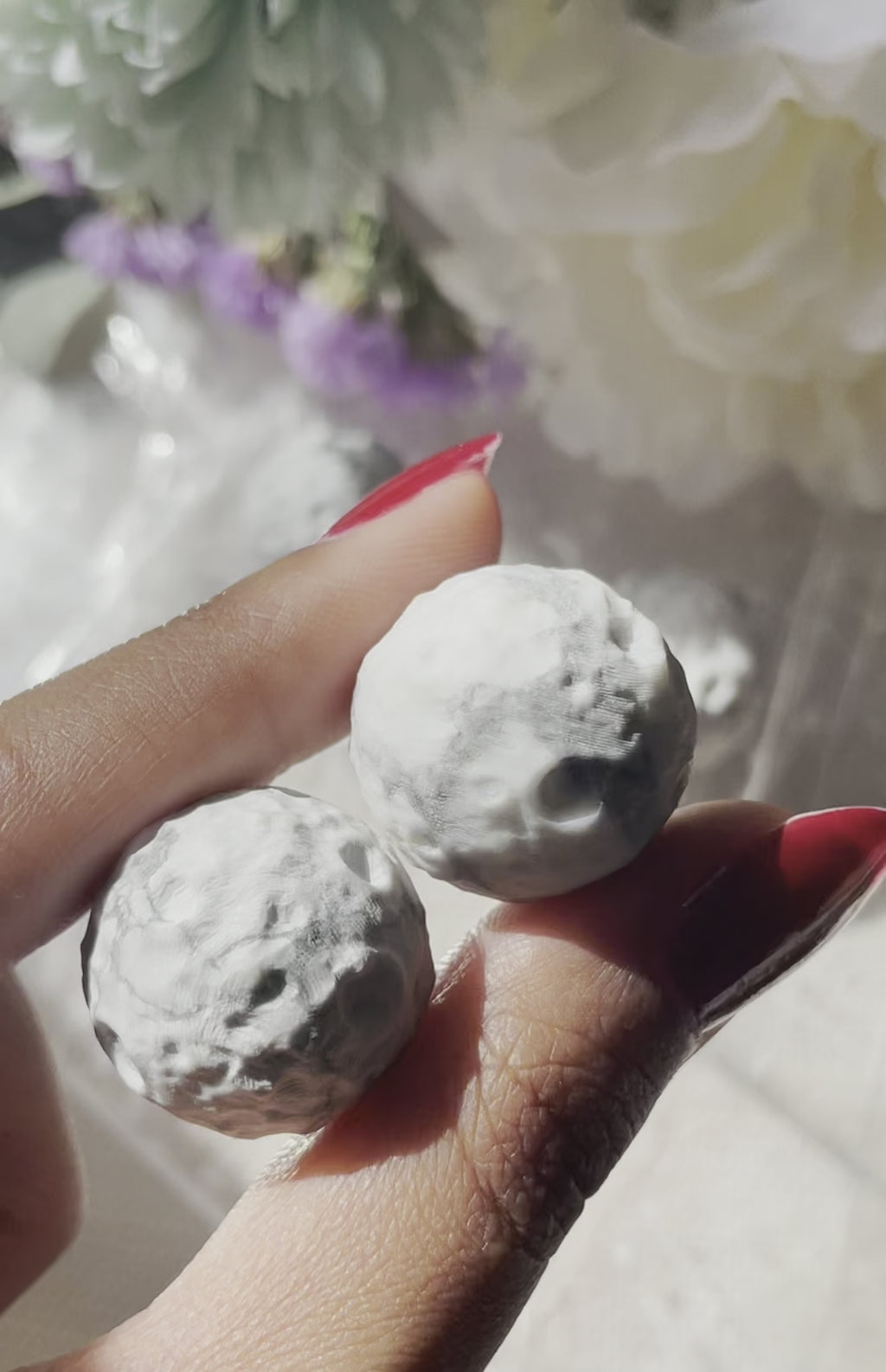 Mini Howlite Moon Sphere | هوليت