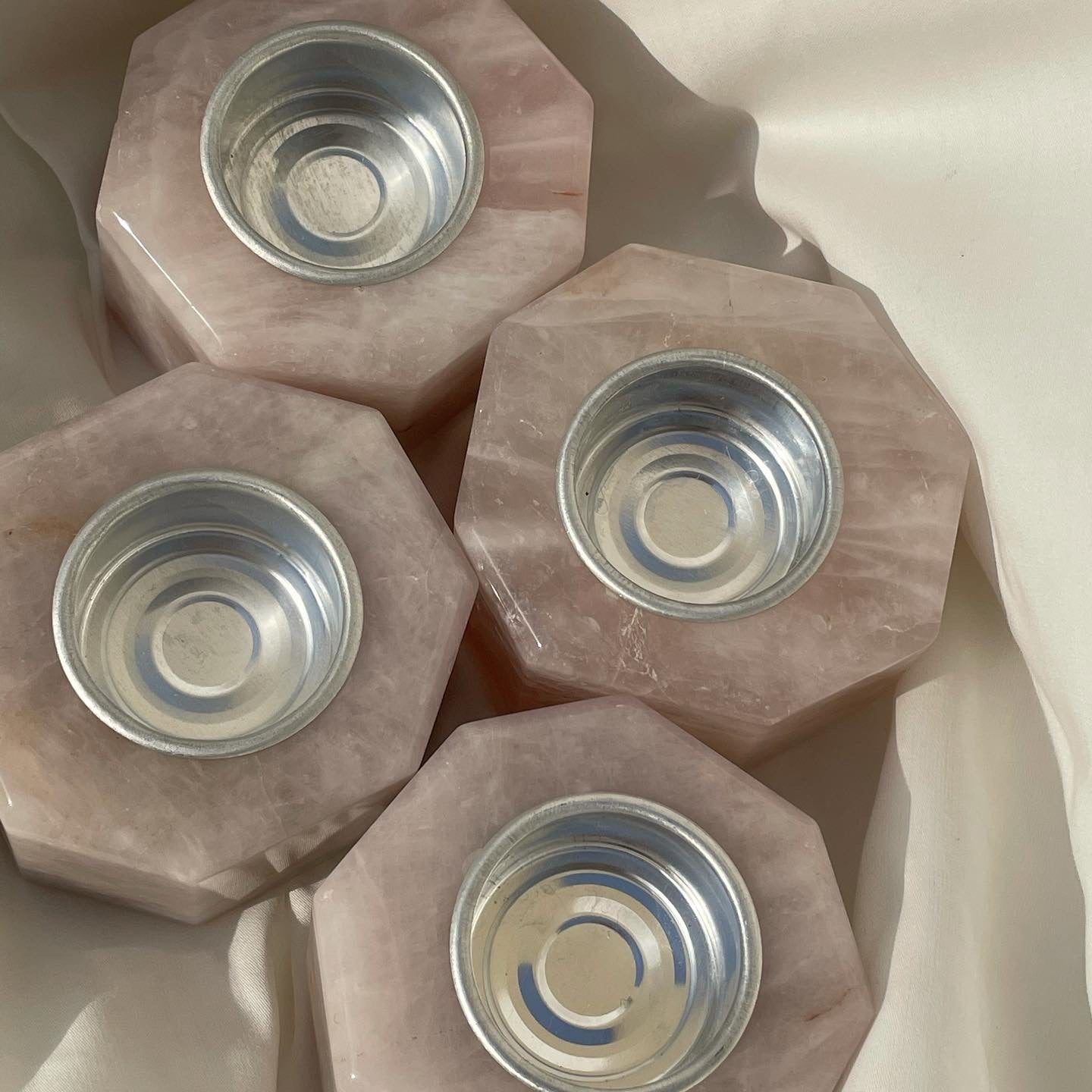 Rose Quartz Candle Holder | Mubkhar | مبخر حجر كوارتز الزهري