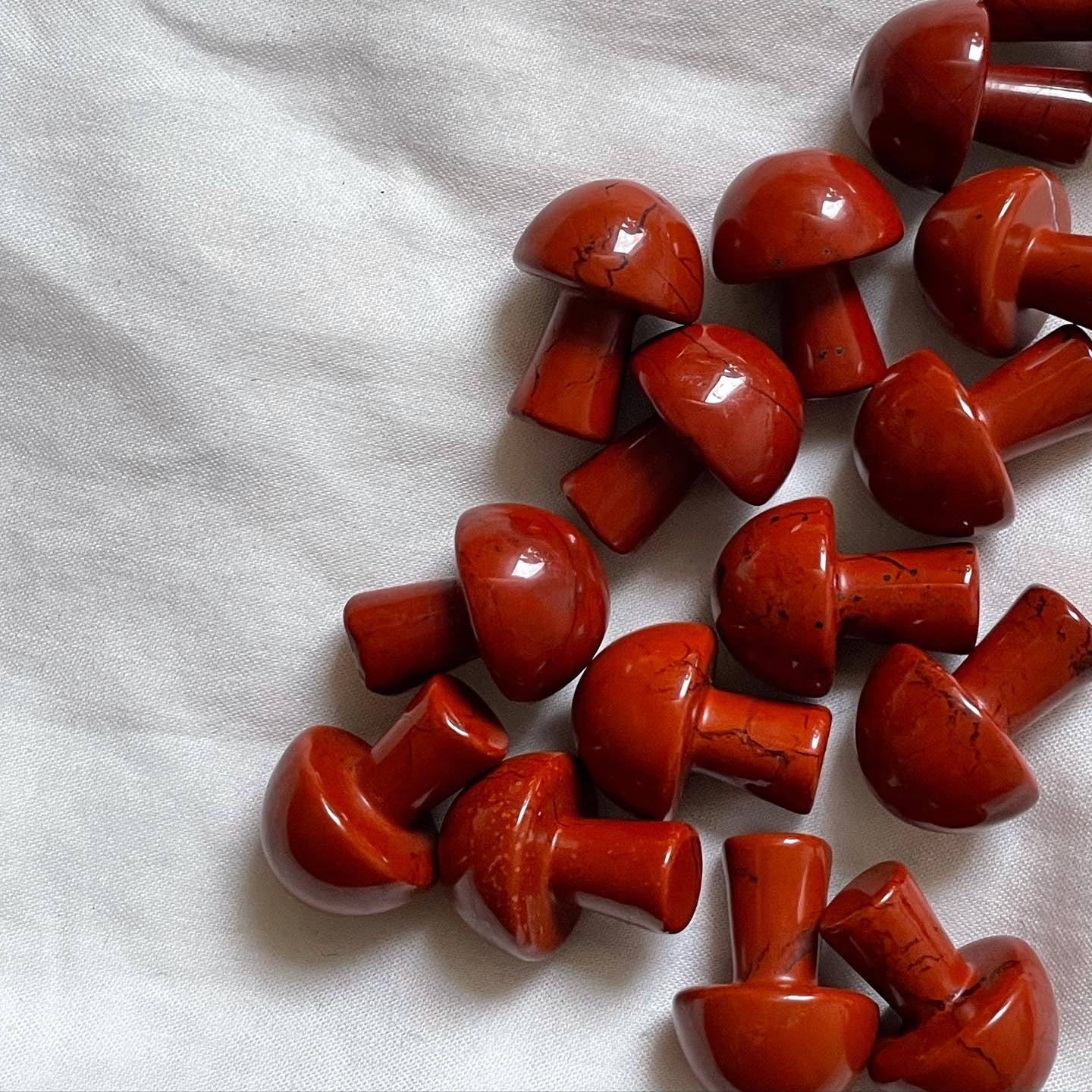 Red jasper Mini Mushroom | جاسبر الاحمر