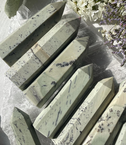 Green Dendritic Opal Towers | أوبال شجيري أخضر
