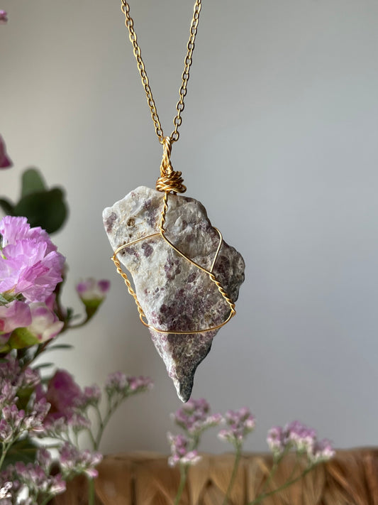Pink Tourmaline Necklace | تورمالين الوردي