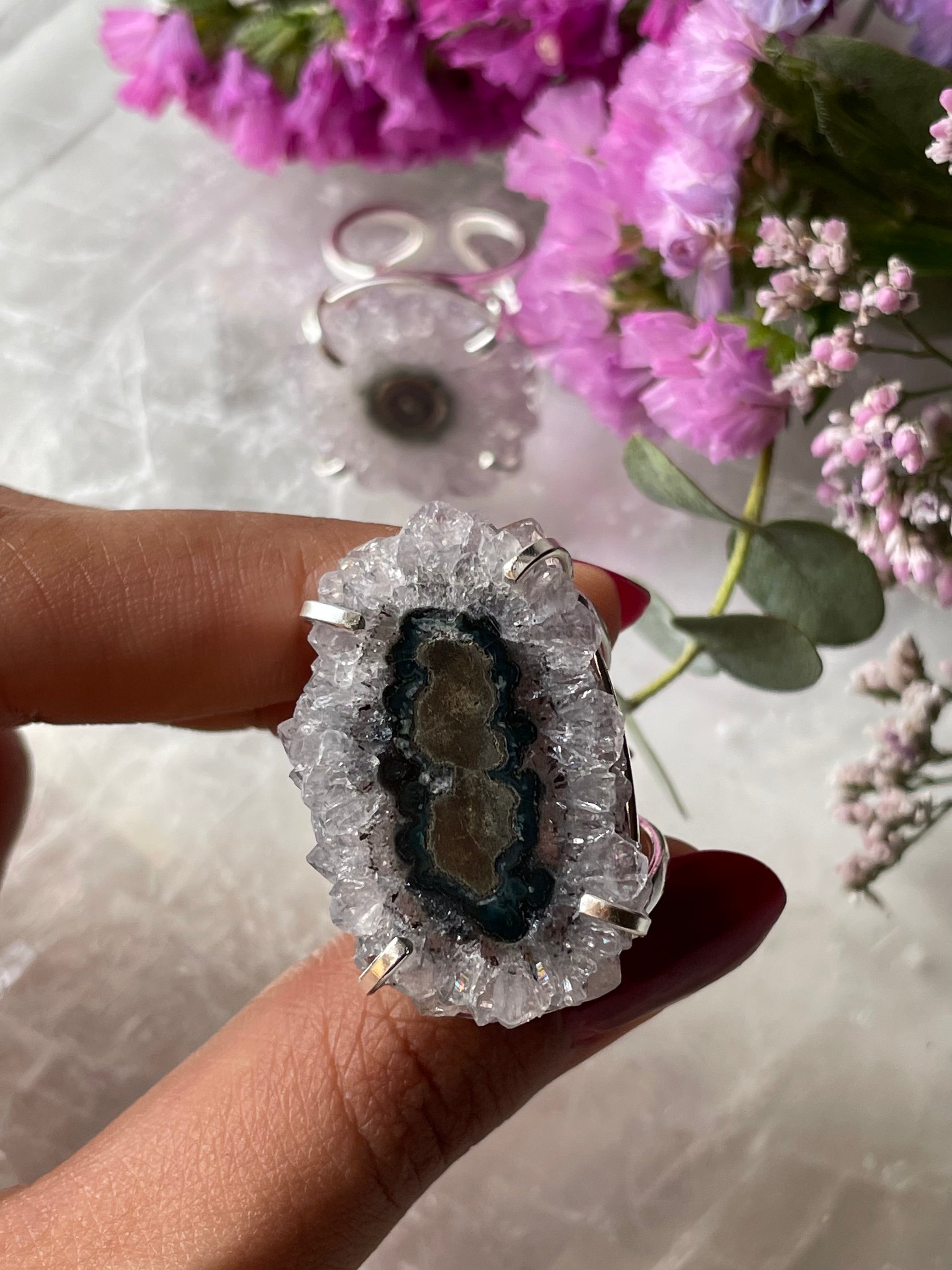Stalactite Quartz Flower Ring | Adjustable | المرو - كوارتز الصافي
