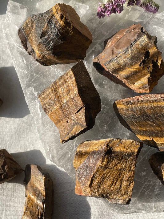 Raw Tiger Eye | عين النمر الخام