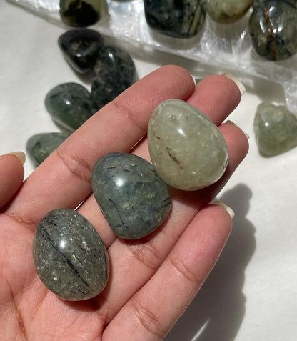 Prehnite Tumbles / بريهنايت