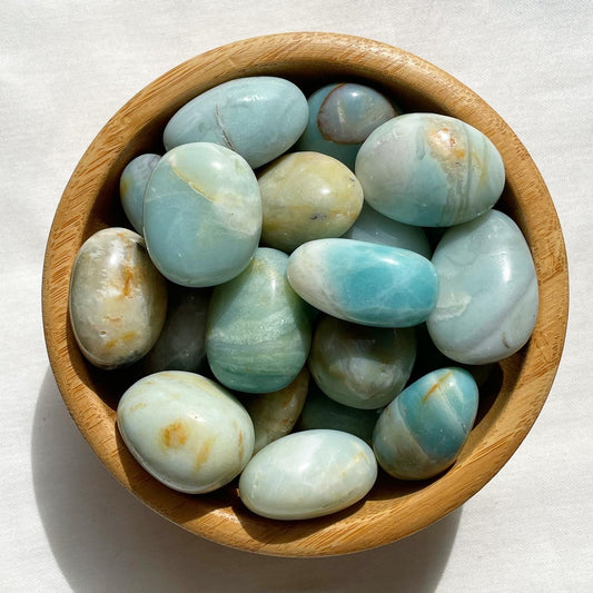 Caribbean Calcite Tumbles / كالسيت الكاريبي