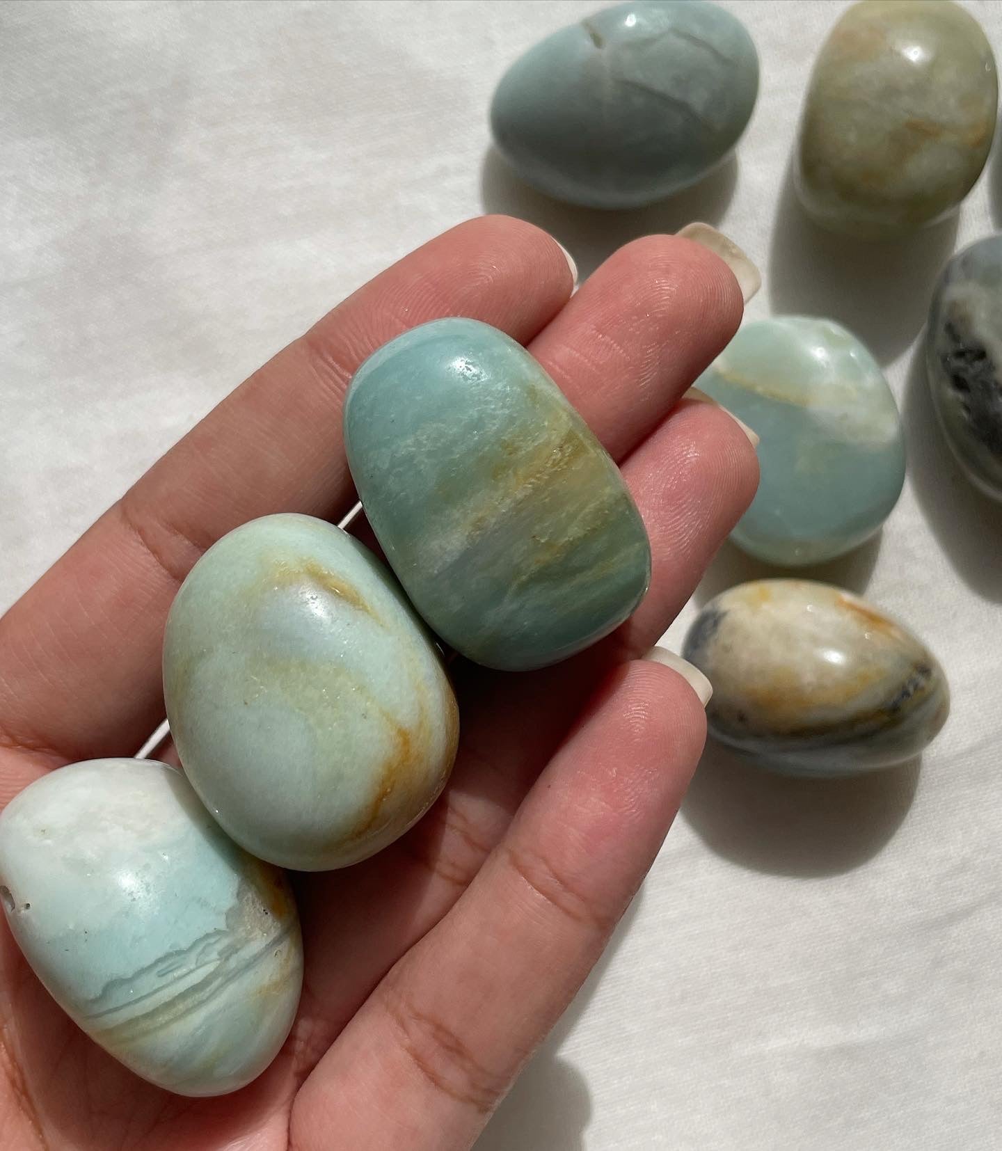 Caribbean Calcite Tumbles / كالسيت الكاريبي