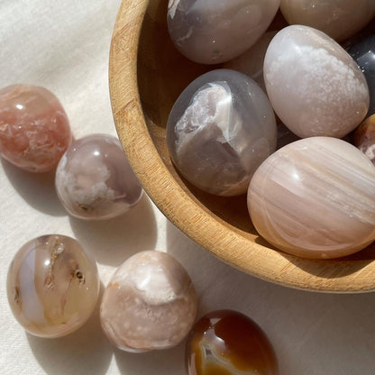 Flower Agate Medium Tumbles | زهرة العقيق