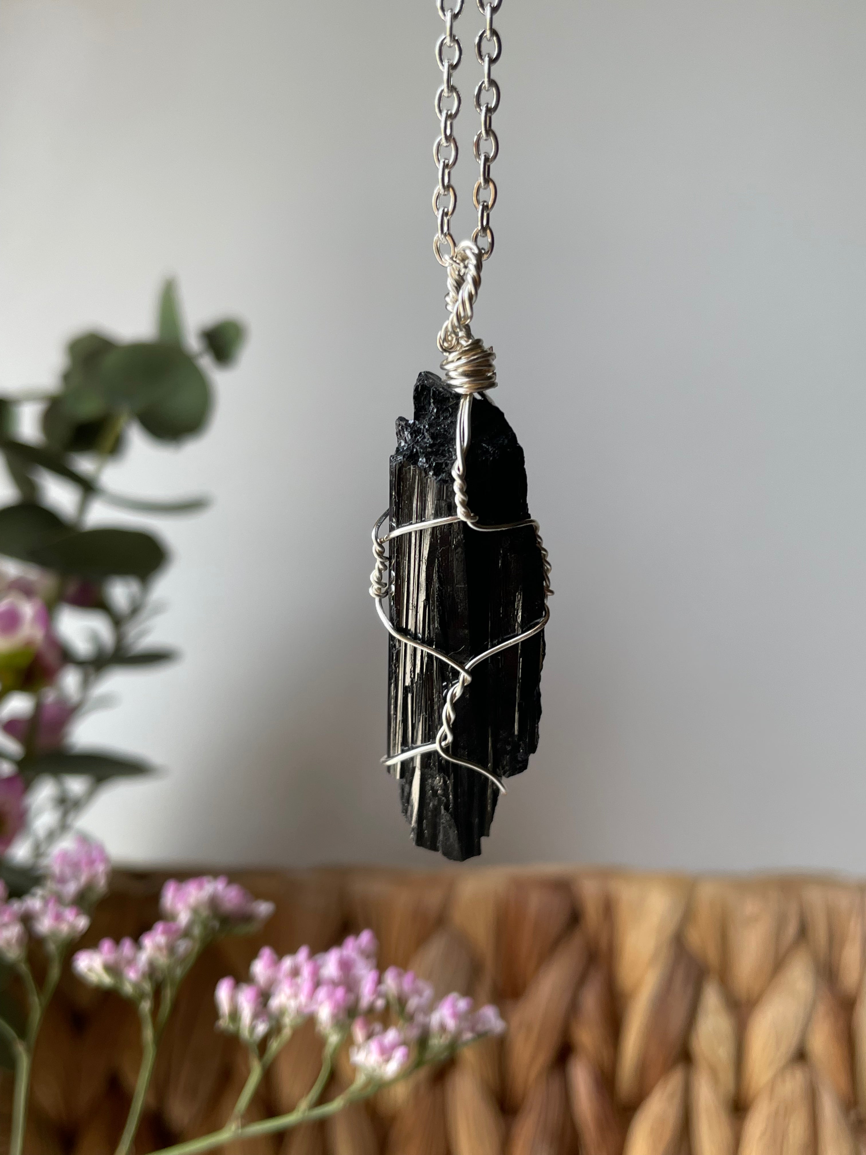 Raw Black Tourmaline Necklace | التومالين الاسود